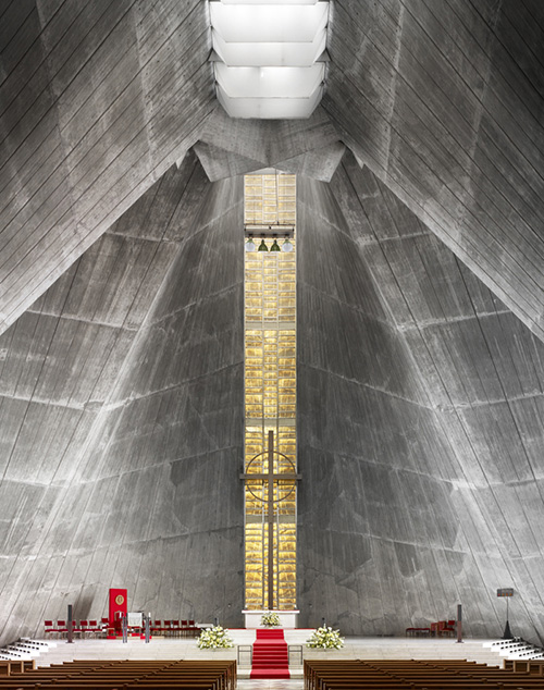 Ste Mary's cathedral - Kenzo Tange - 1964 - Tokyo_1